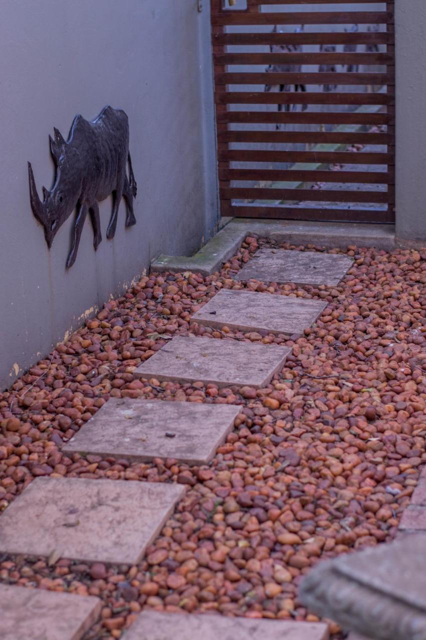 314 On Clark Guest House Pretoria-Noord Exterior foto
